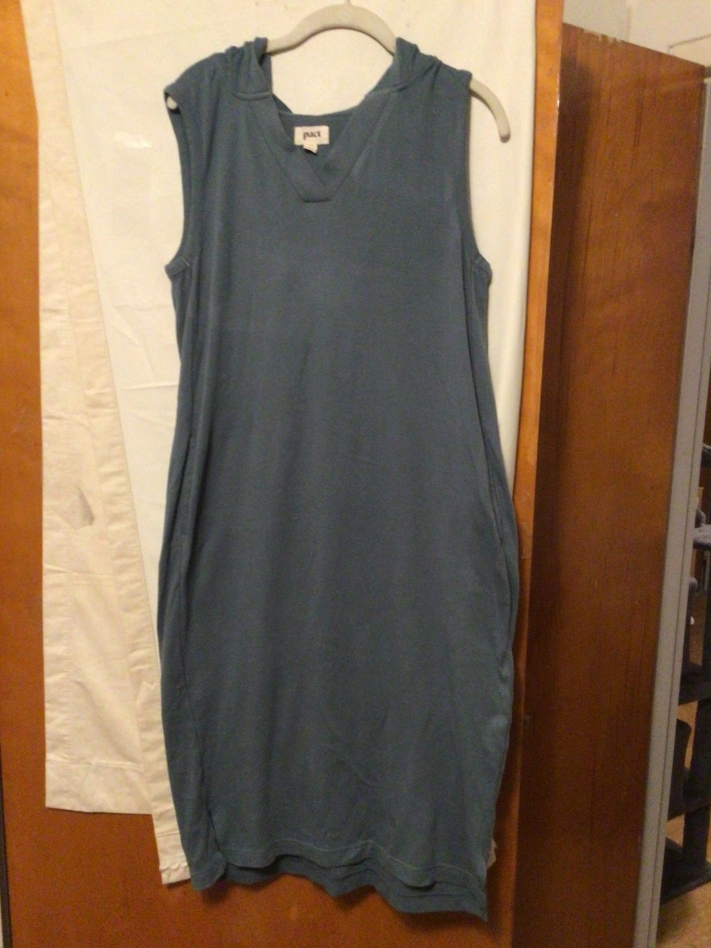 PACT 100% organic cotton shift dress with hood SZ L  minimalist Lagan look